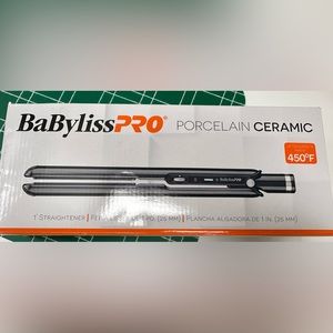 NIB BaBylissPro Ceramic Flat Iron